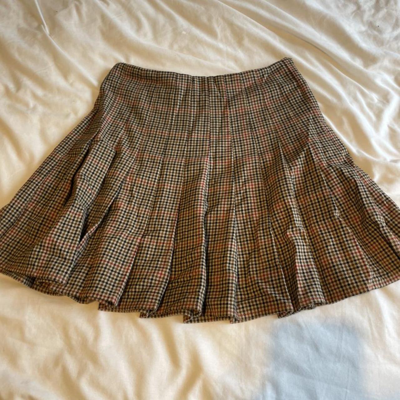 brandy melville dana mini skirt so comfy, and... - Depop