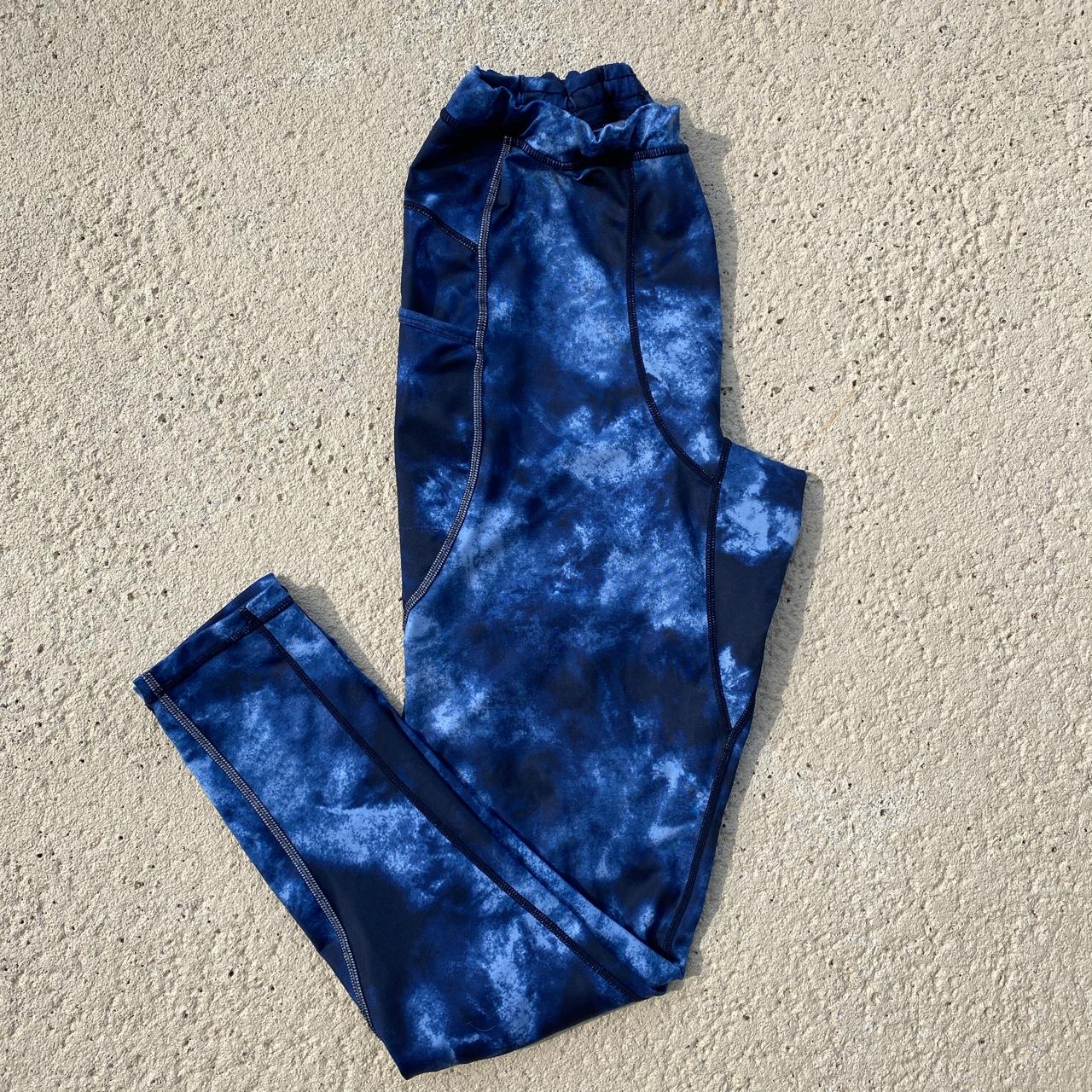 Blue tie dye leggings from Victoria secret. These