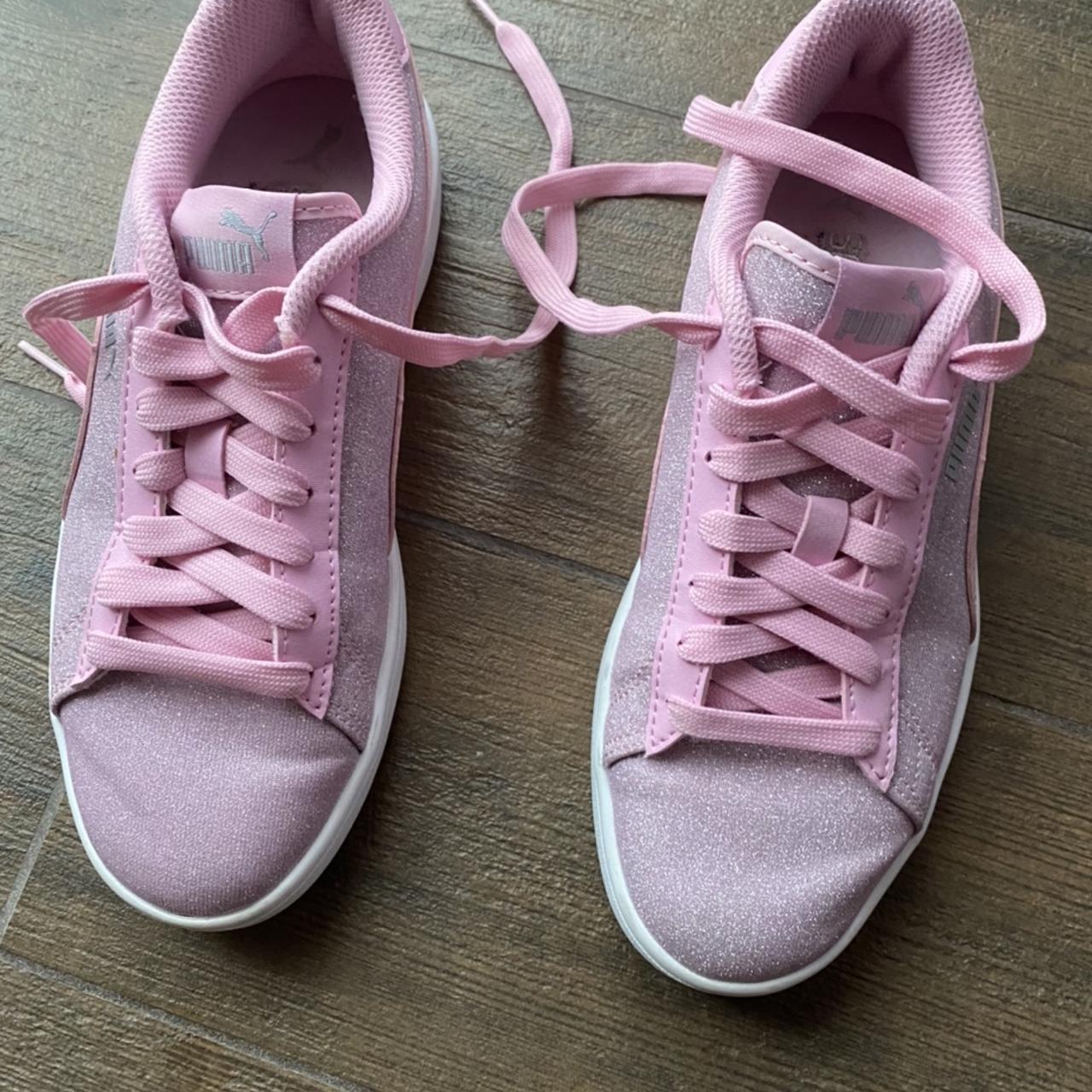 Puma on sale rosa indossate