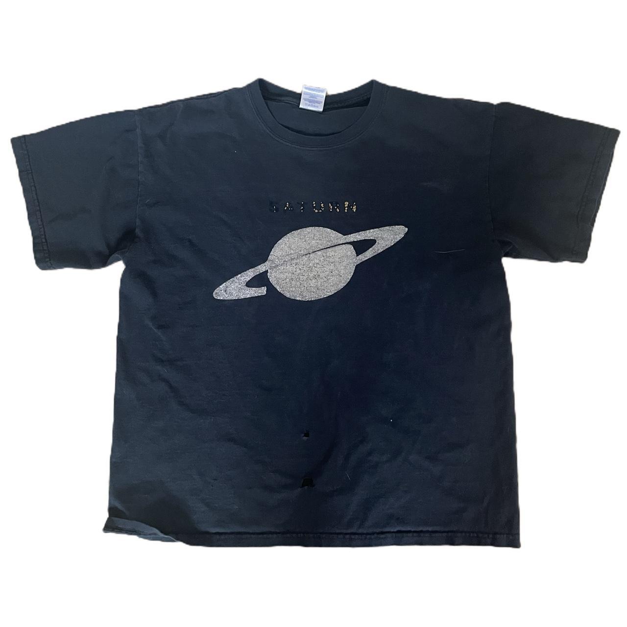 Saturn printed t-shirt Size Large Gildan Has two... - Depop