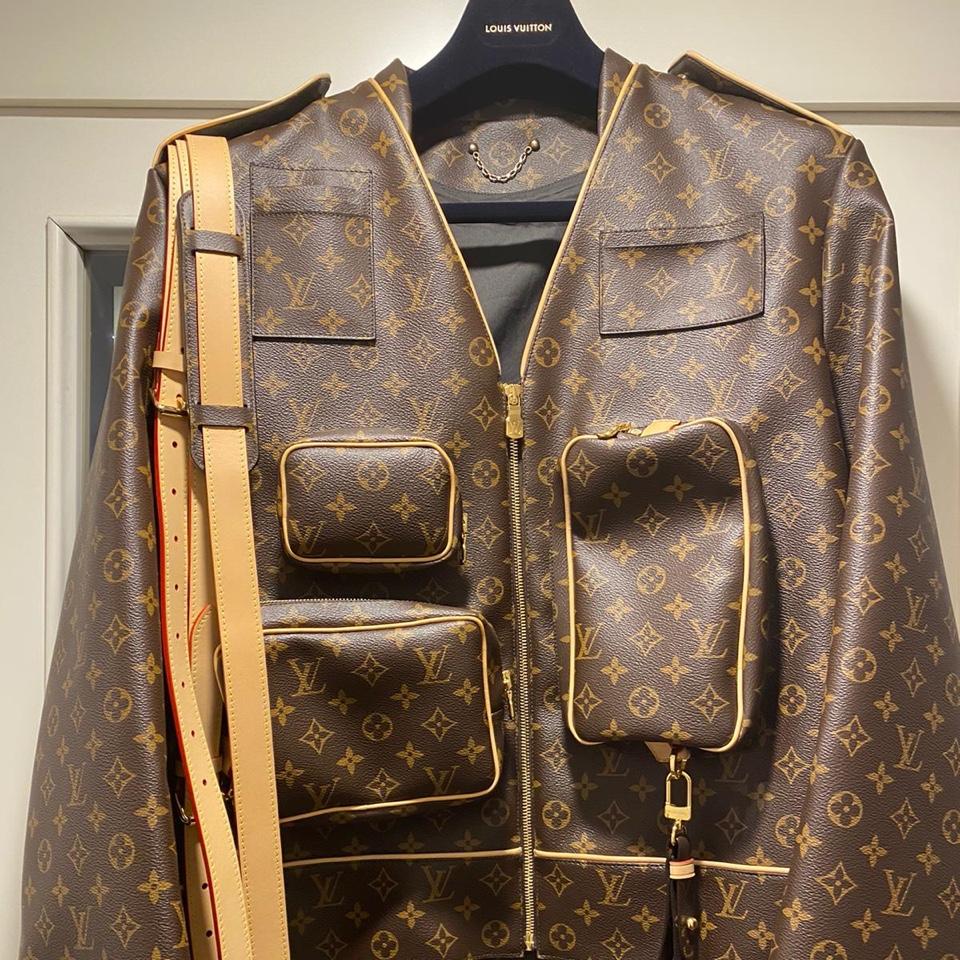 2021 Louis Vuitton Mens Blazer. Authentic. Still has - Depop