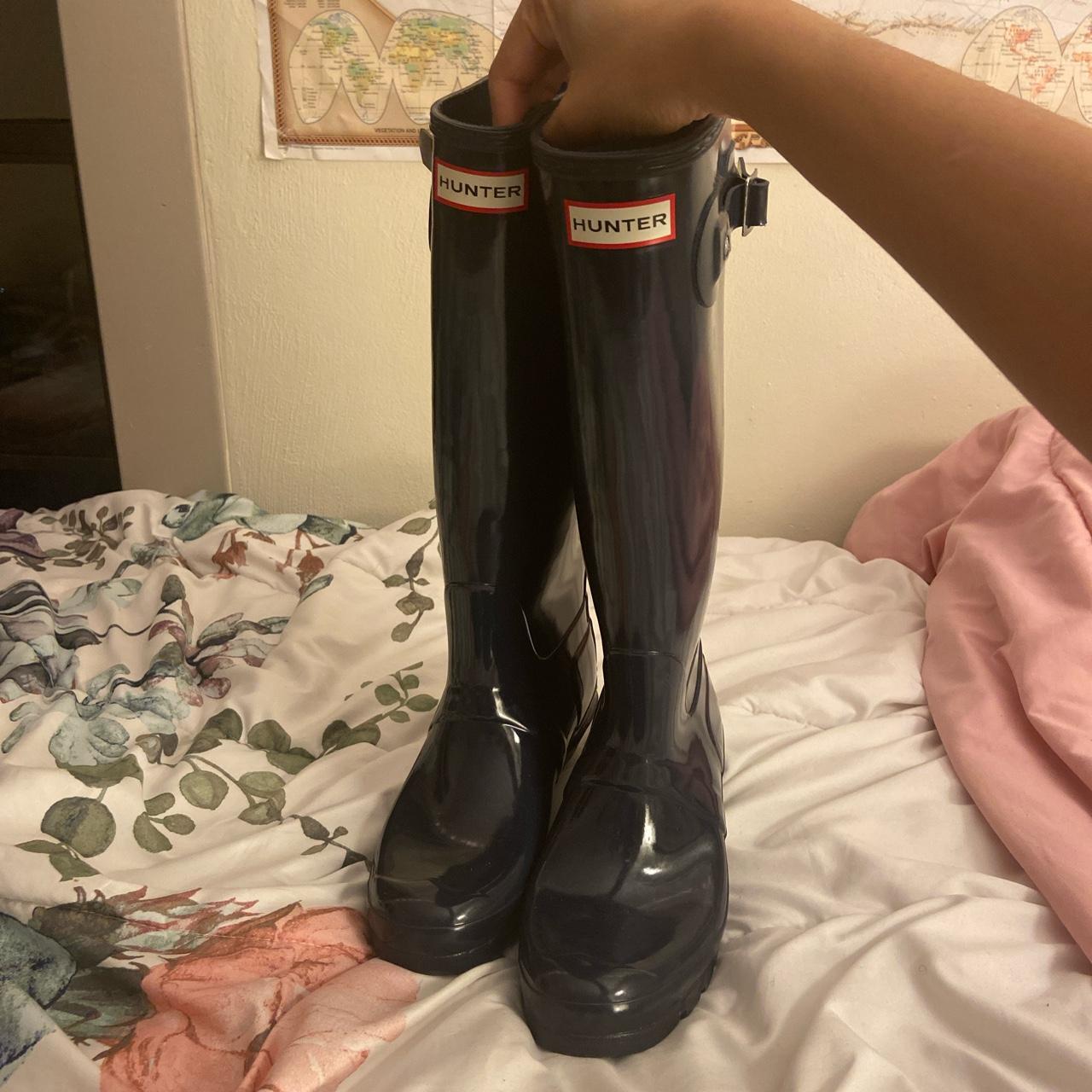 dark blue hunter boots