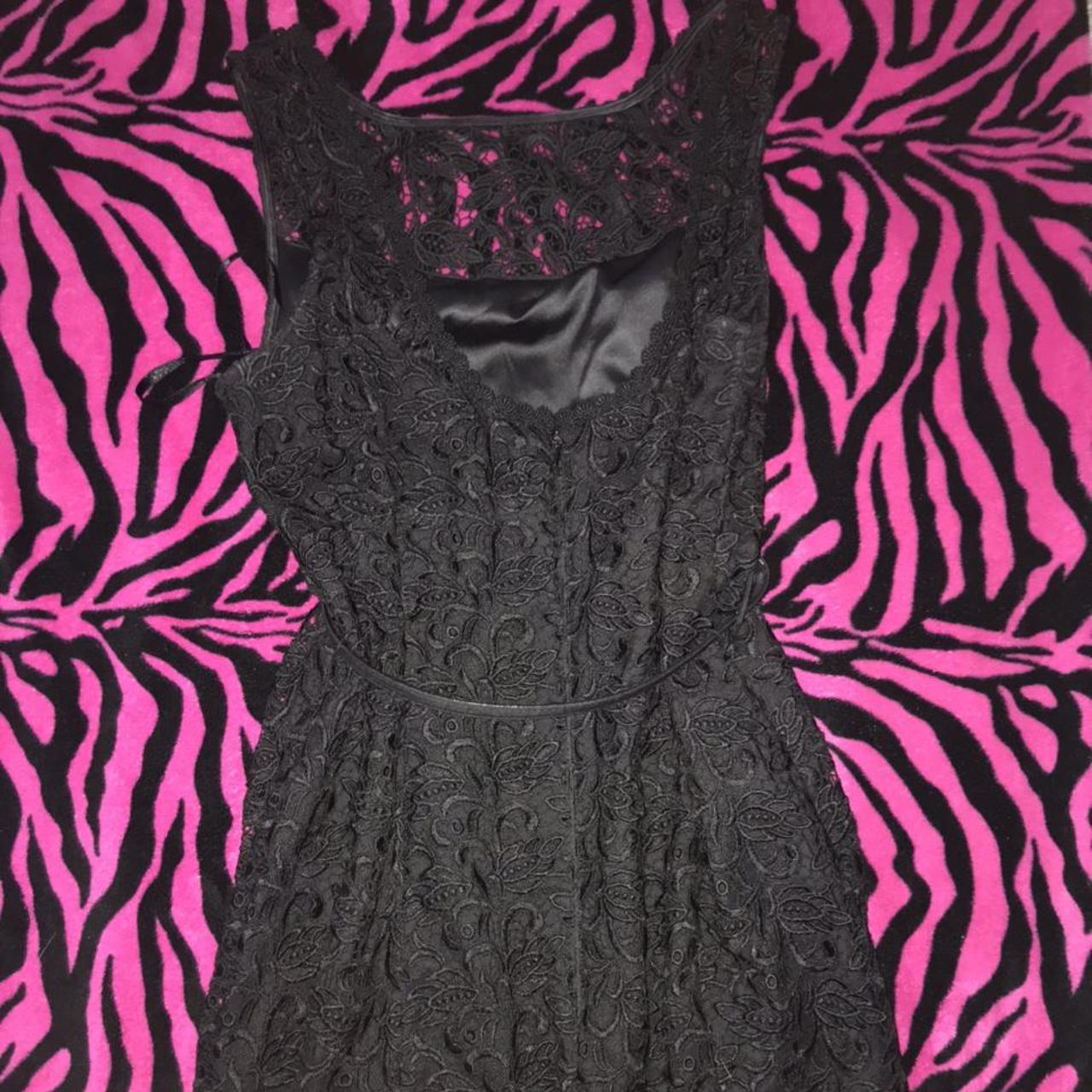 white-house-black-market-black-dress-with-belt-size-depop