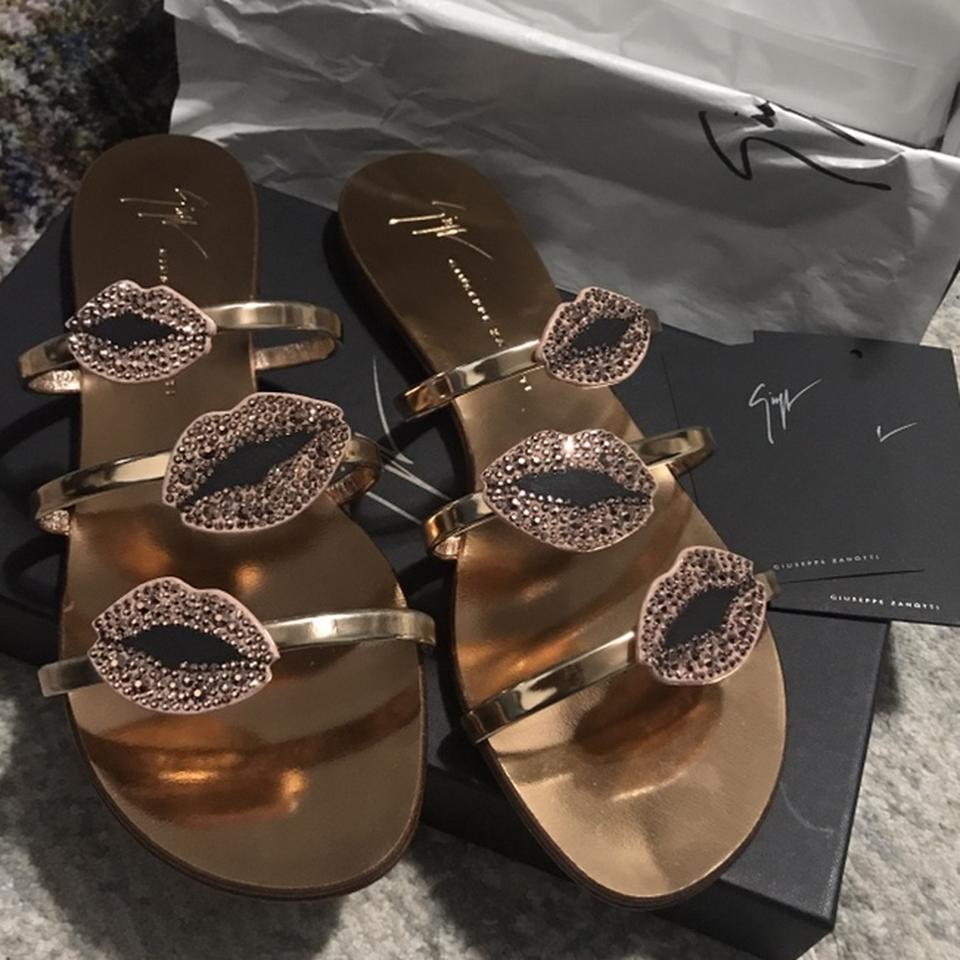 Giuseppe zanotti lips on sale sandals