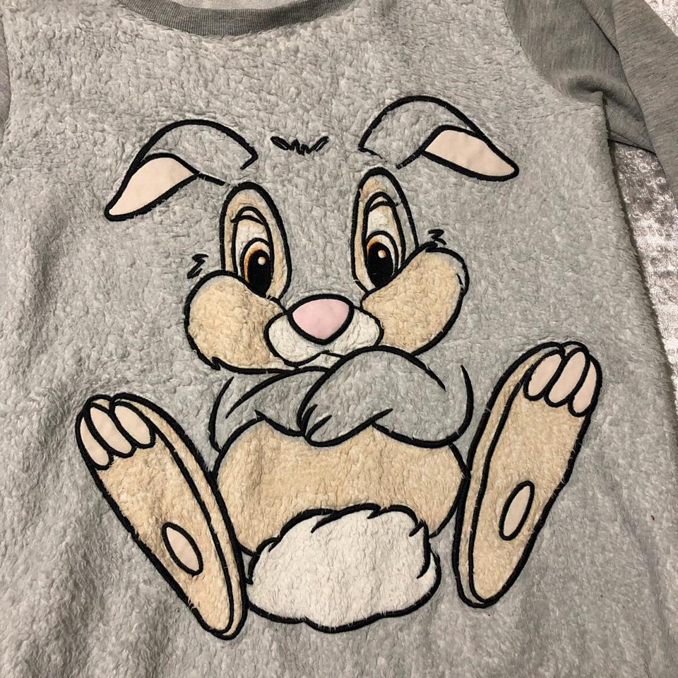 Fluffy grey Thumper jumper Size 8 but would also Depop