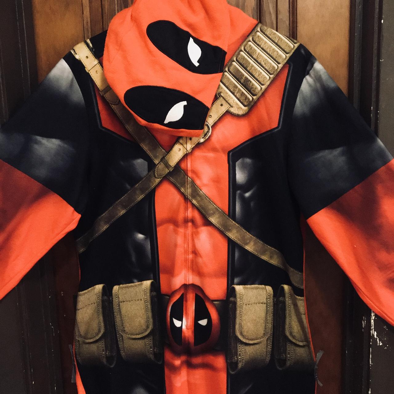 Marvel Deadpool Onesie Pajamas Size M but I m 6 2 Depop