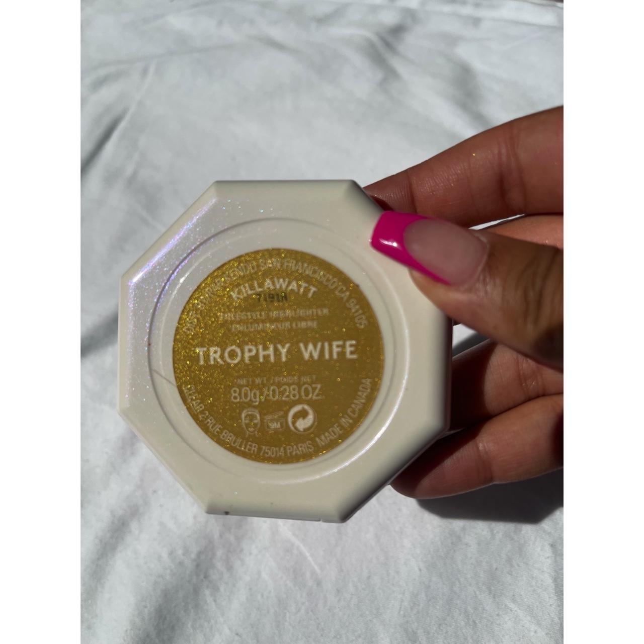 Fenty beauty Killwatt highlighter in Trophy Wife... - Depop