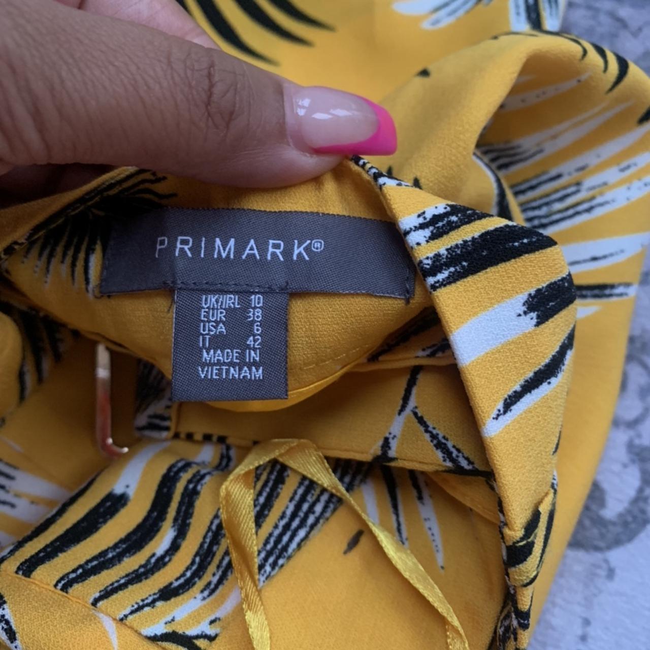 Primark shoppers say 19 jeans remind them of popular early 00s cartoon  characters  Daily Record