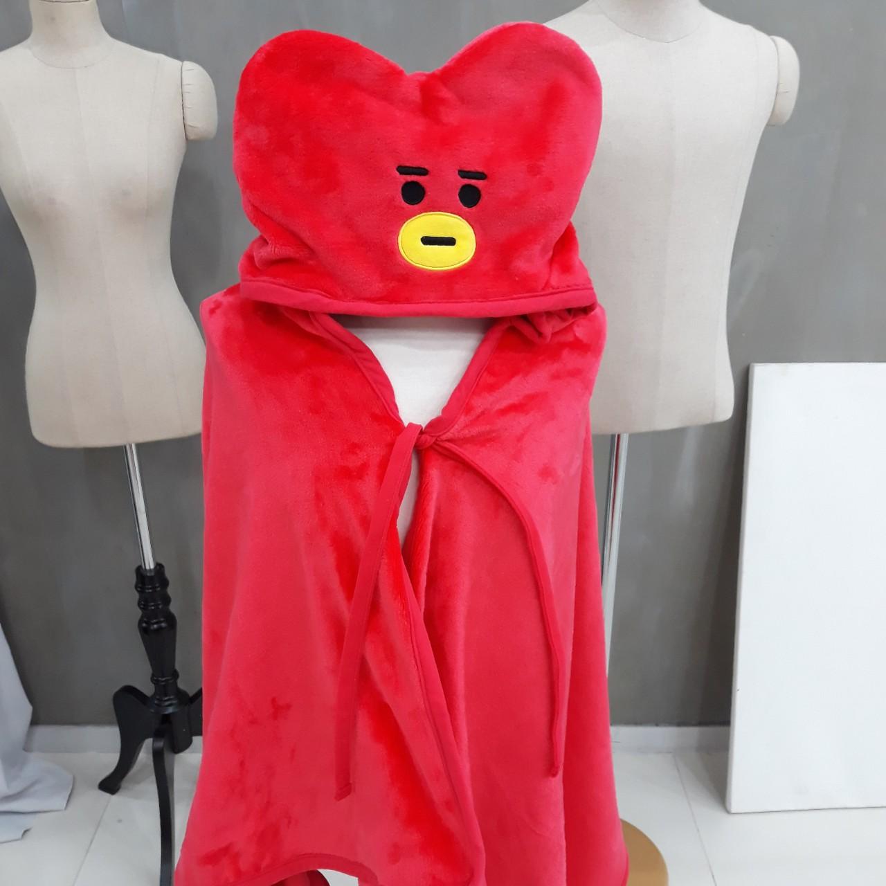 Bt21 best sale hooded blanket