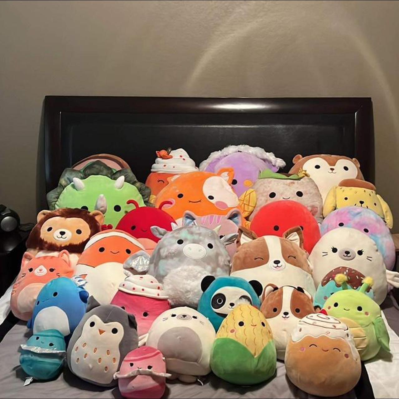 arco 7” squishmallow - used for display - no - Depop