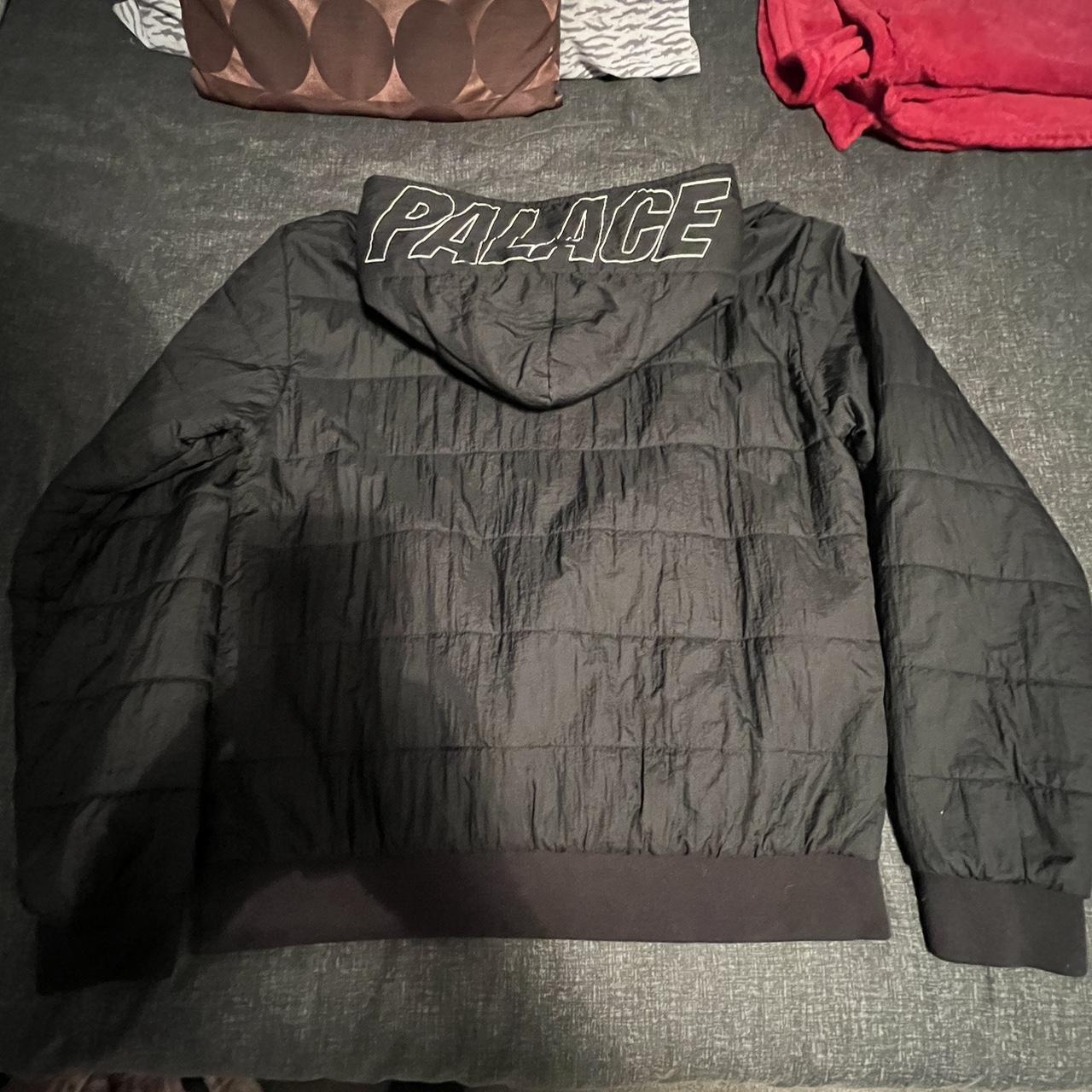 Palace Insu Later Hood Size Medium., Has been worn...