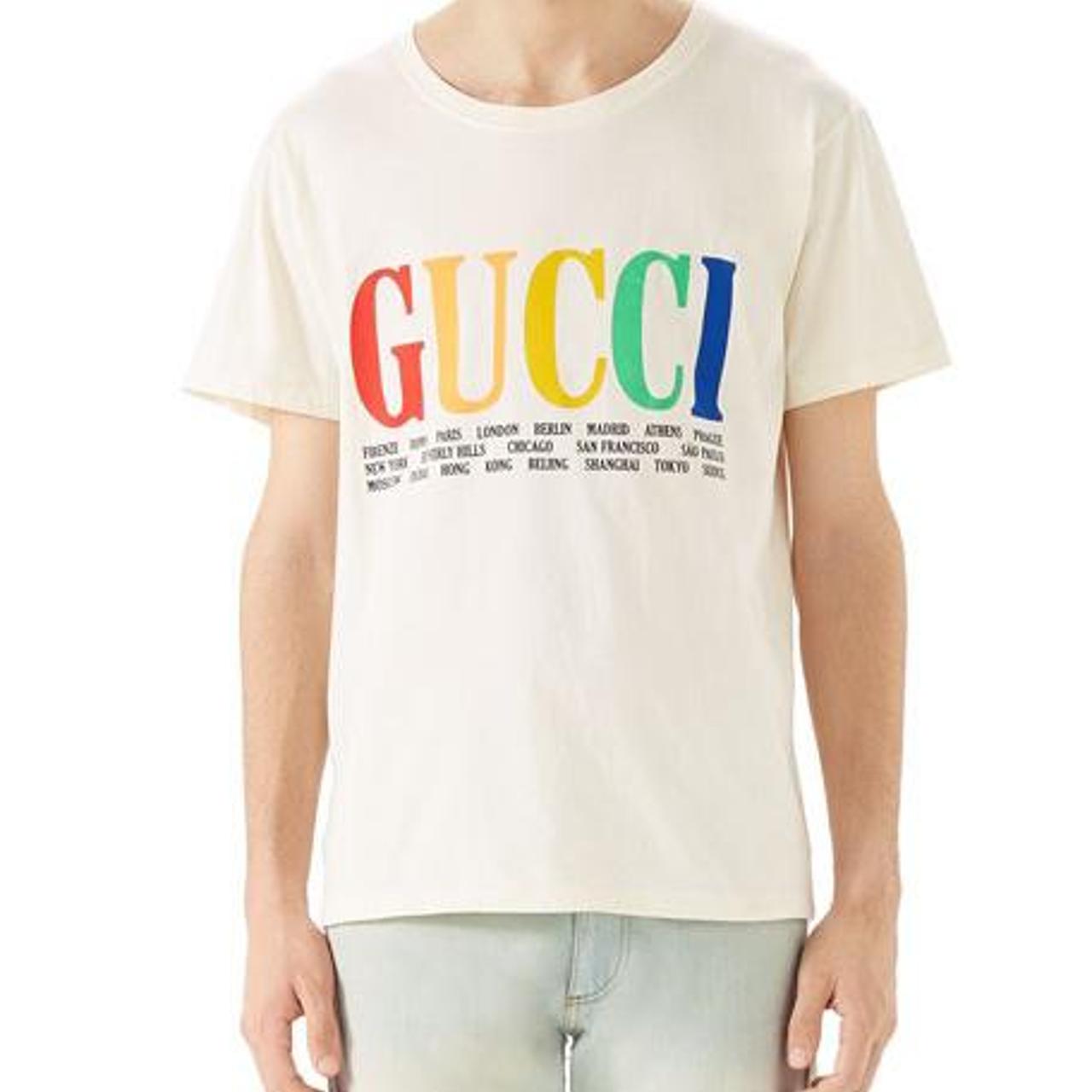 Gucci T Shirt 🦄 Worn a few times as oversized Tee - Depop