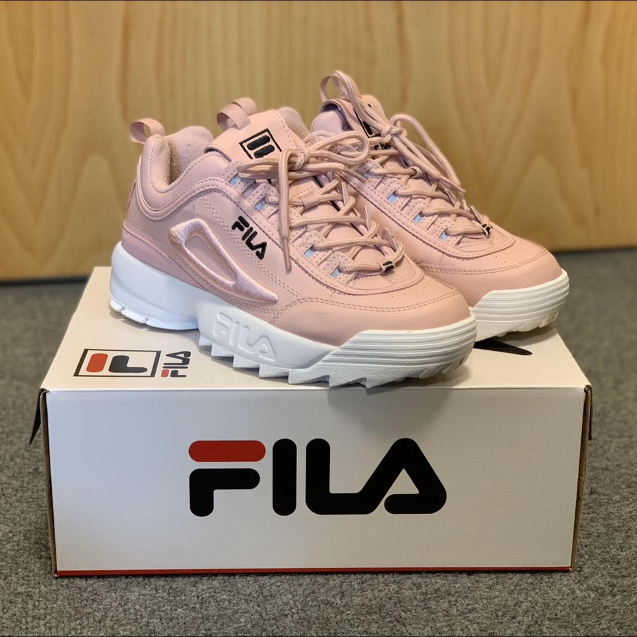 Dusty pink fila deals disruptor