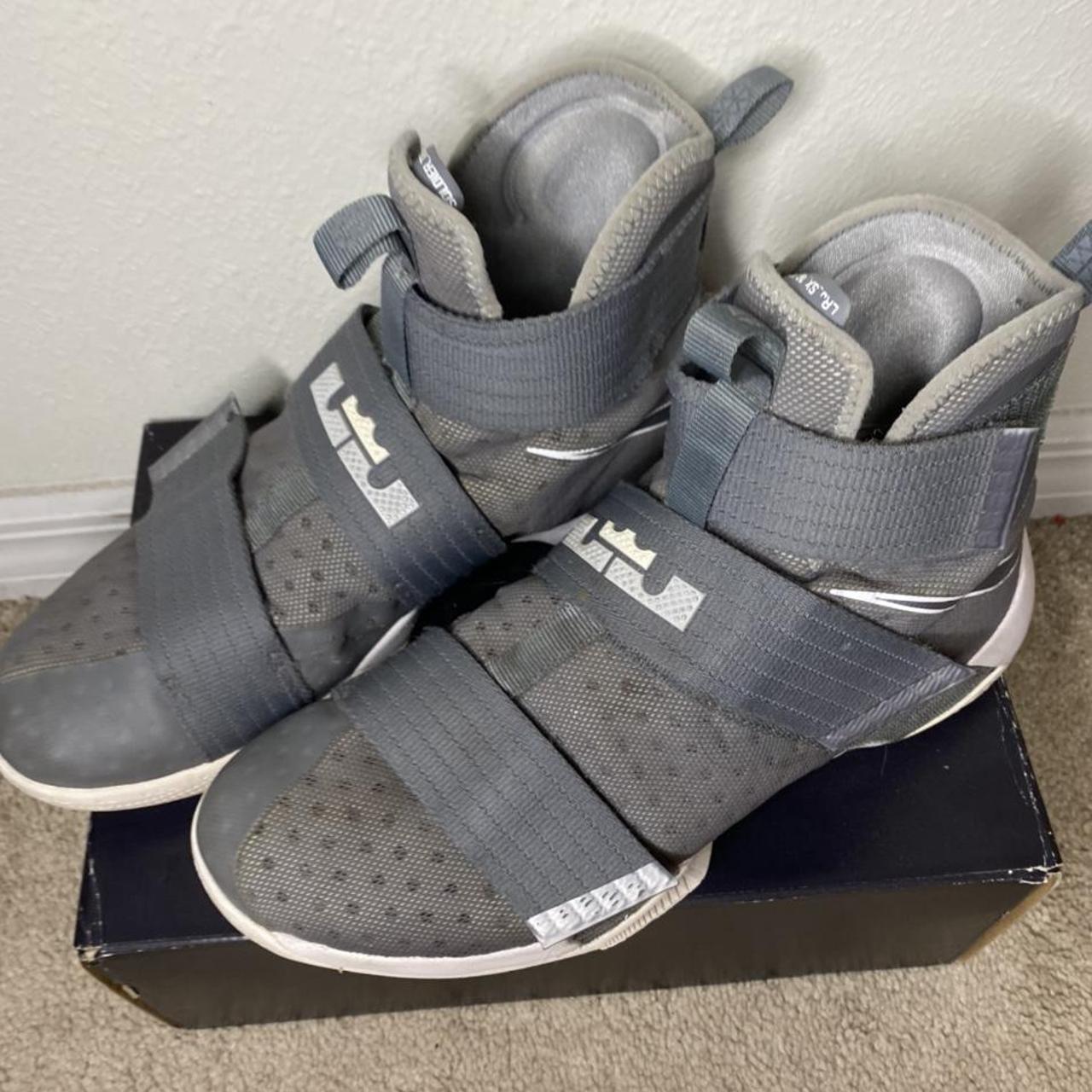 Lebron soldier 11 clearance grey