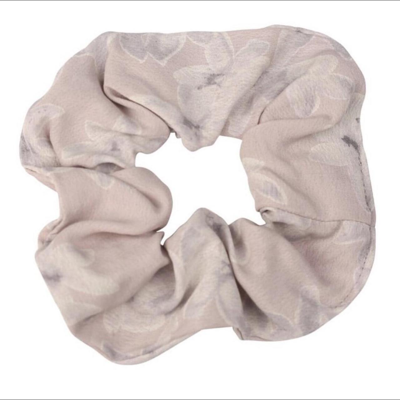 Product Image 1 - Oversized scrunchie in lavender floral