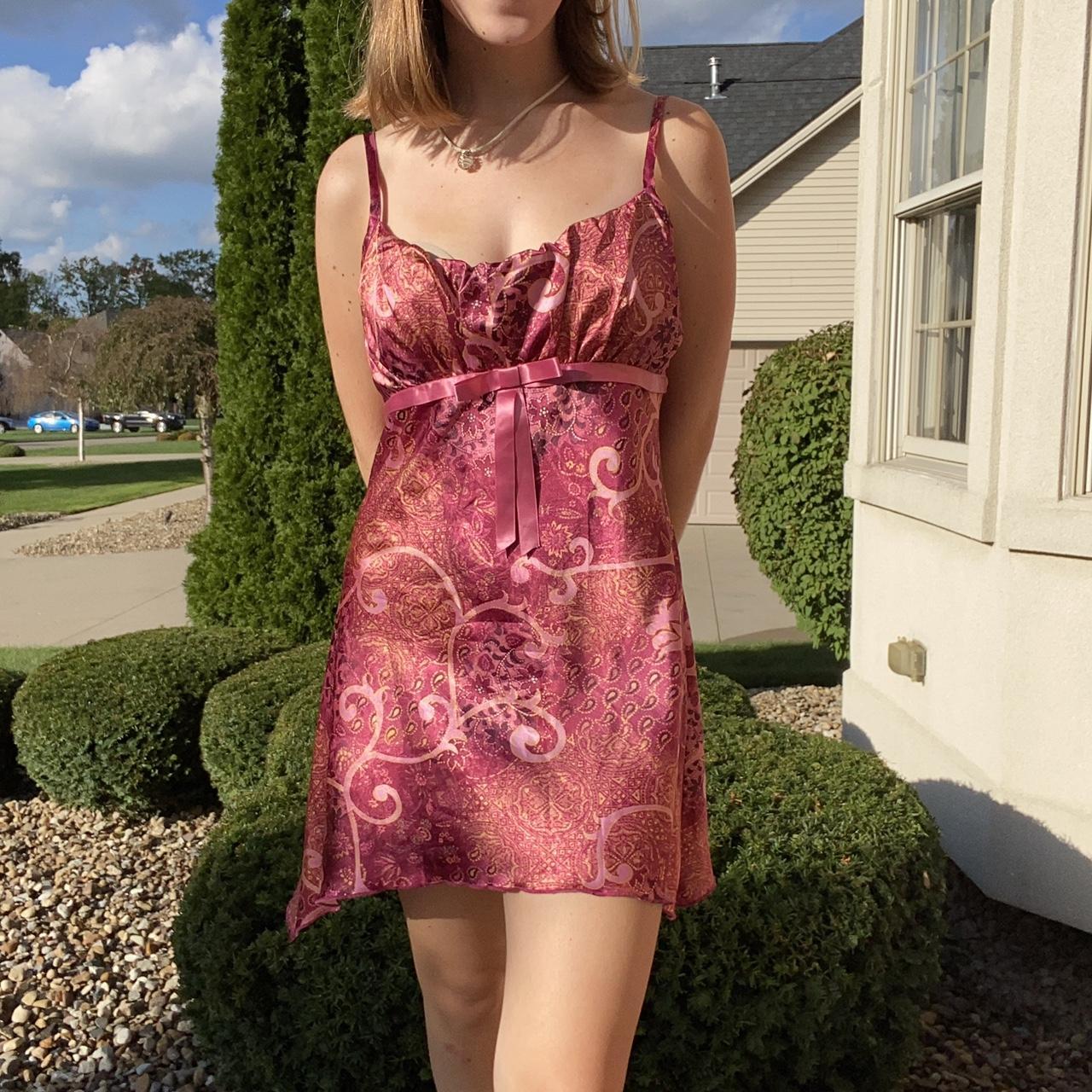 Pink paisley tank top/mini dress! size medium Depop