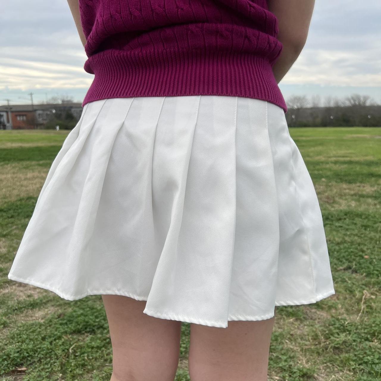 Preppy White Pleated Tennis Skirt In Gently Used Depop 8483