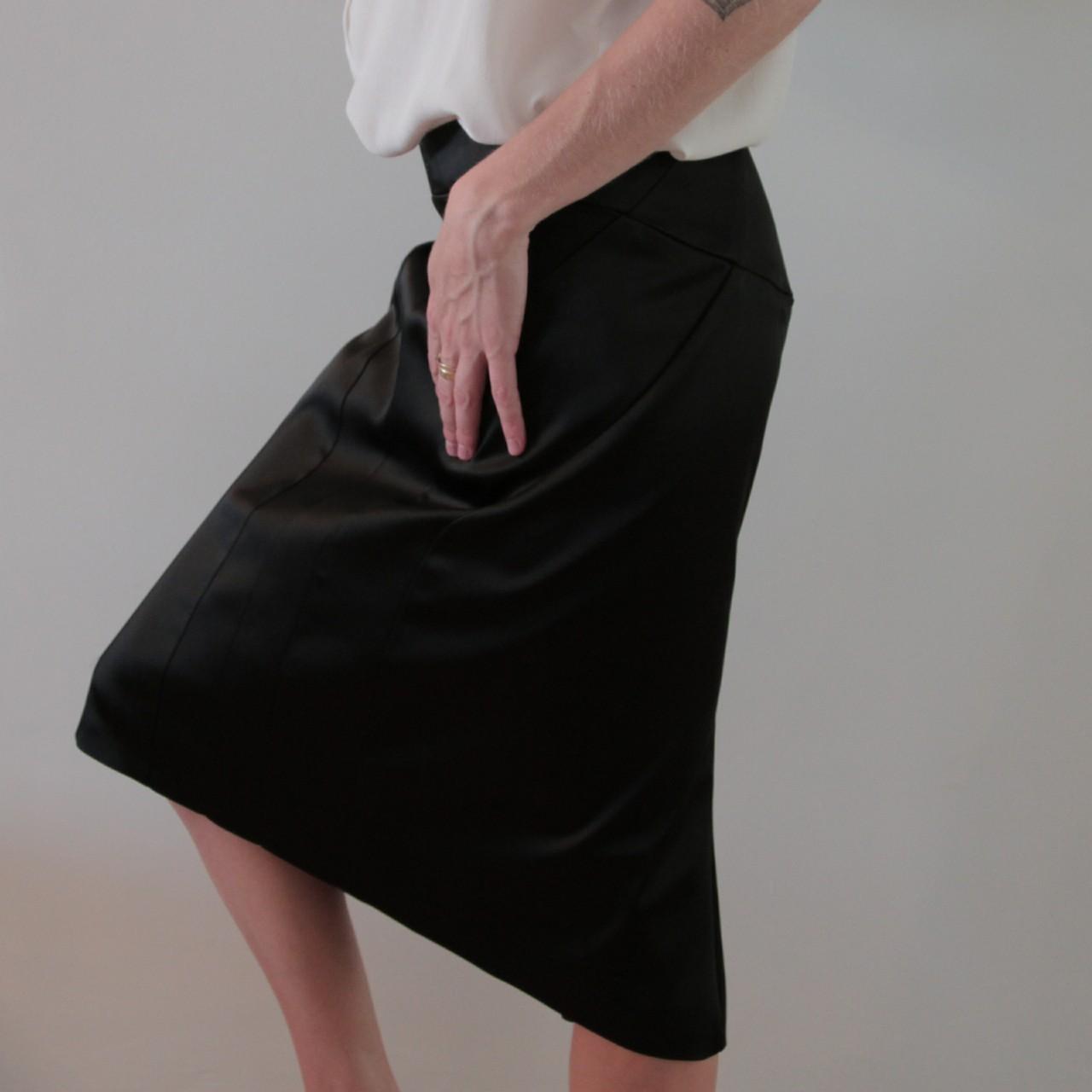 Black satin outlet pencil skirt uk