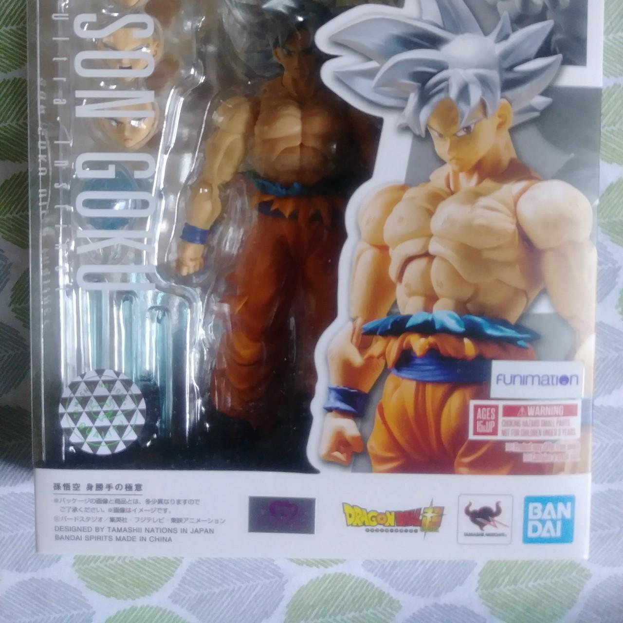 S.H. Figuarts Son Goku Autonomous Ultra Instinct Figure