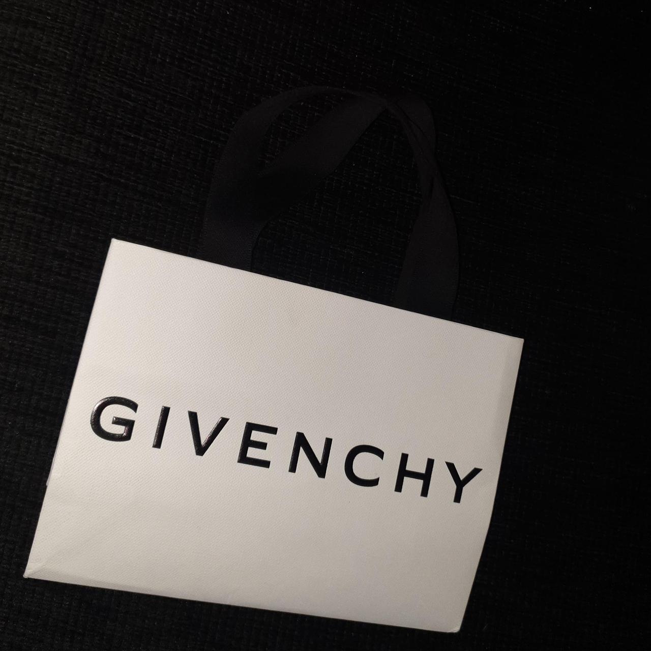 Givenchy gift outlet bag