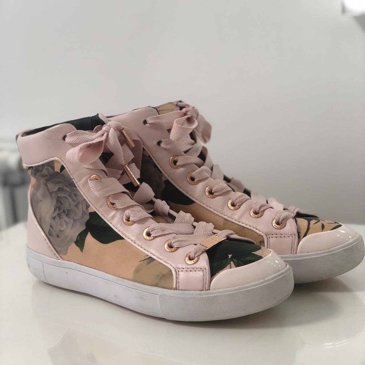 Ted baker trainers store white and rose gold