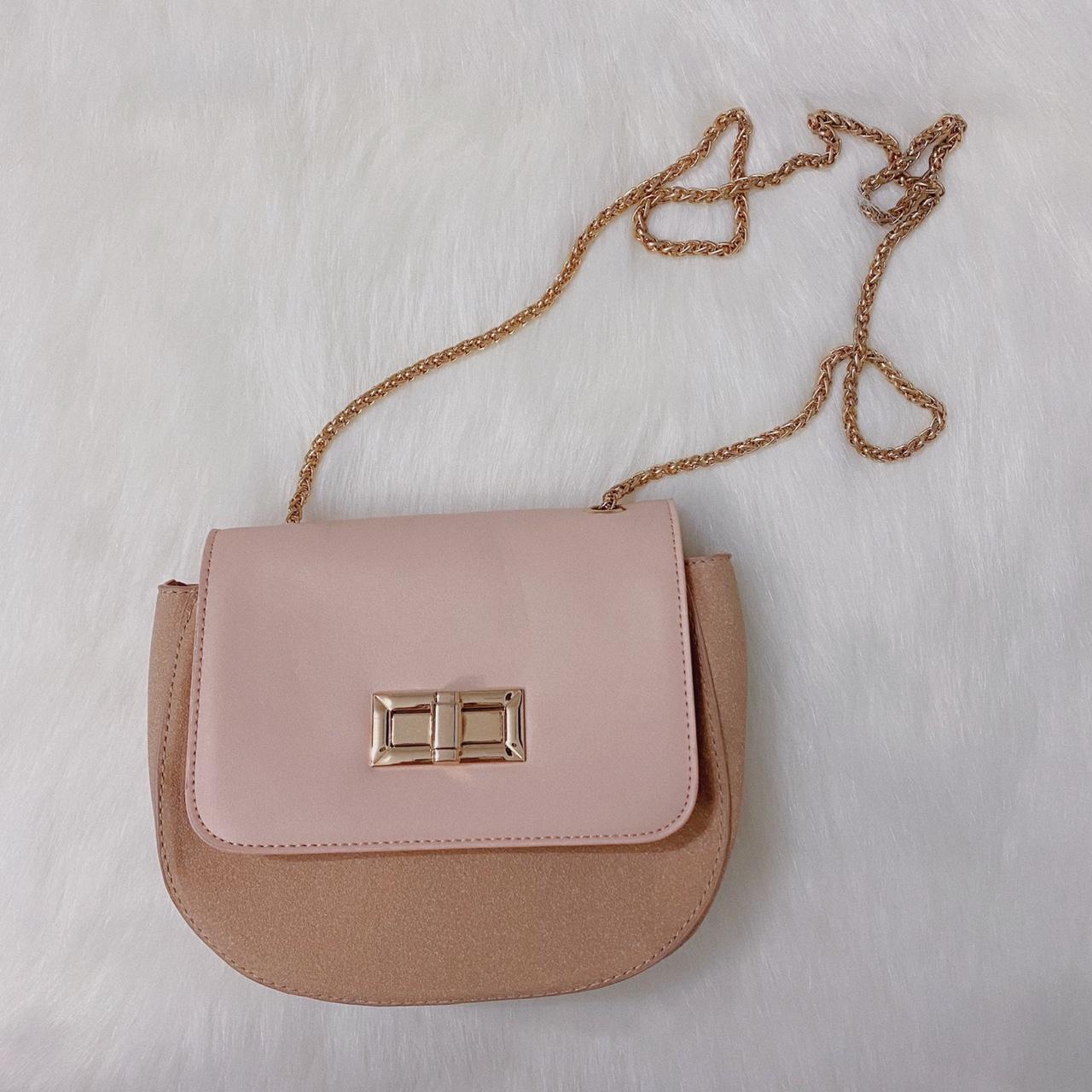 LOUIS VUITTON CROSSBODY BAG worn once, perfect - Depop