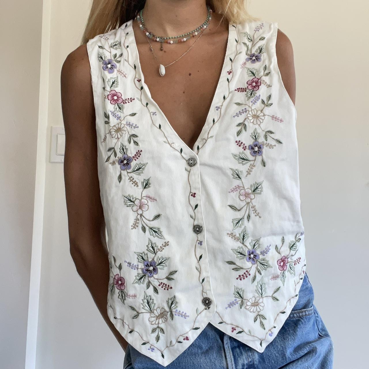 Vintage floral embroidered vest. Size small. Perfect... - Depop