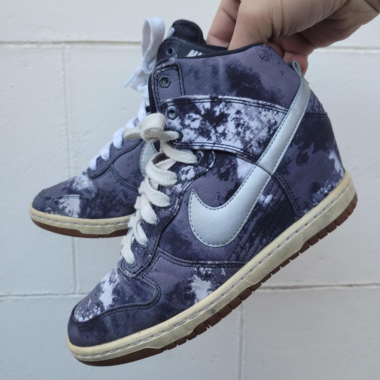 Nike womens sky high dunks best sale