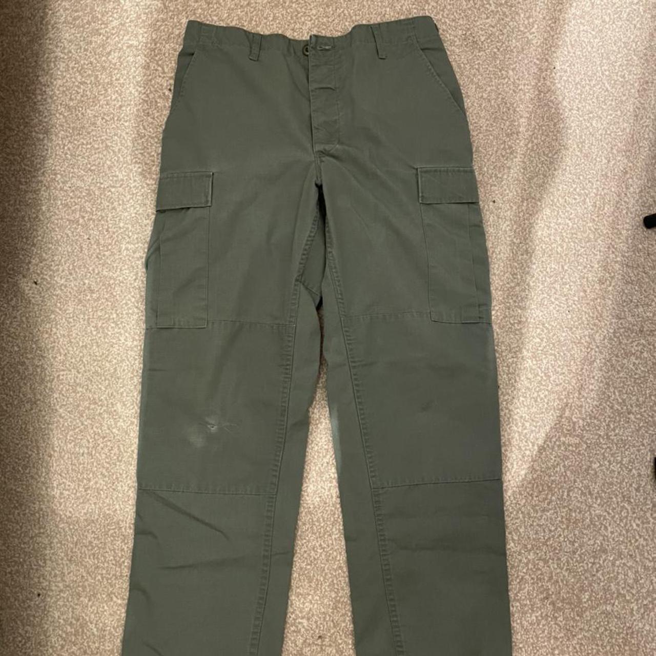 Green military / combat cargo pants Very... - Depop