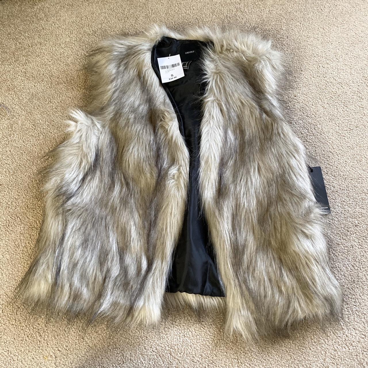 forever 21 faux fur vest: - brand new, never worn! -... - Depop