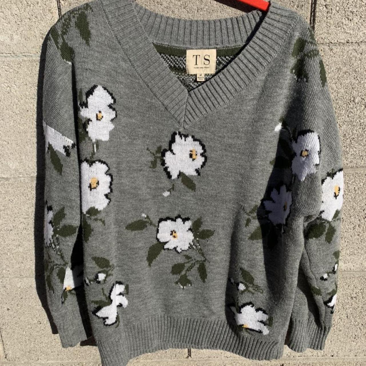 NWOT Twine and String Flower Sweater. Perfect... Depop