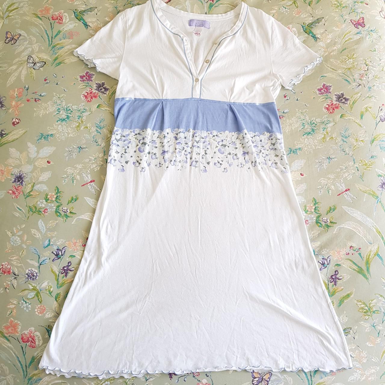 preppy white and blue lettuce hem tennis style dress... Depop