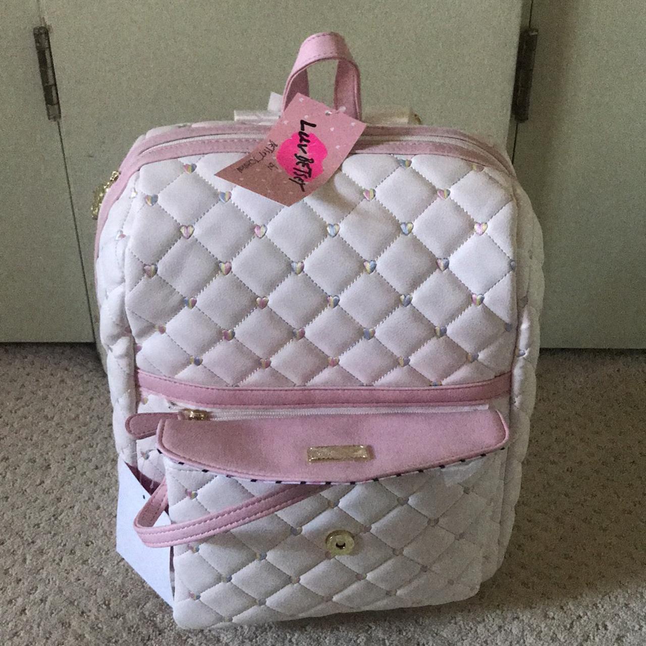 Betsey johnson shop heart backpack