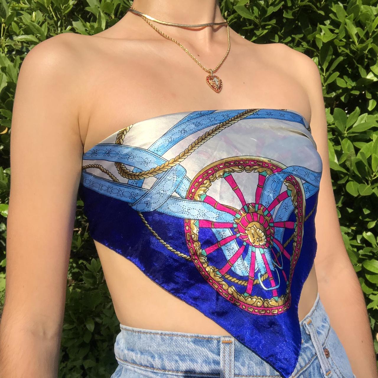 Versace scarf-top - Depop