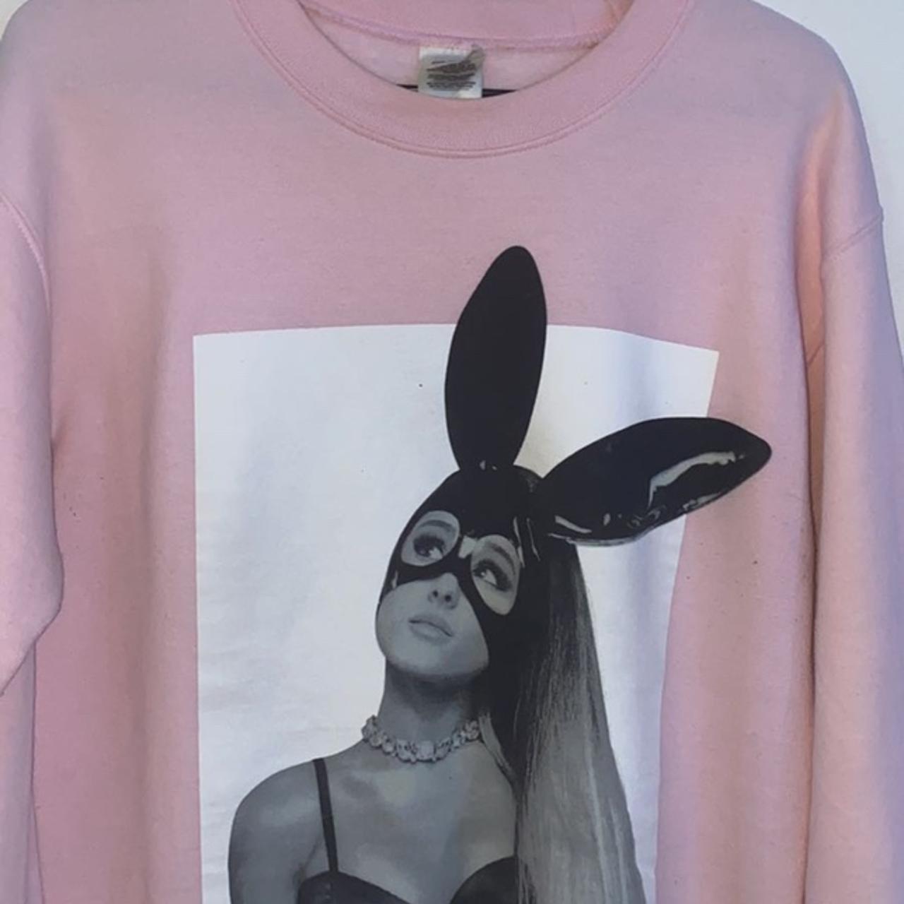 dangerous woman crewneck