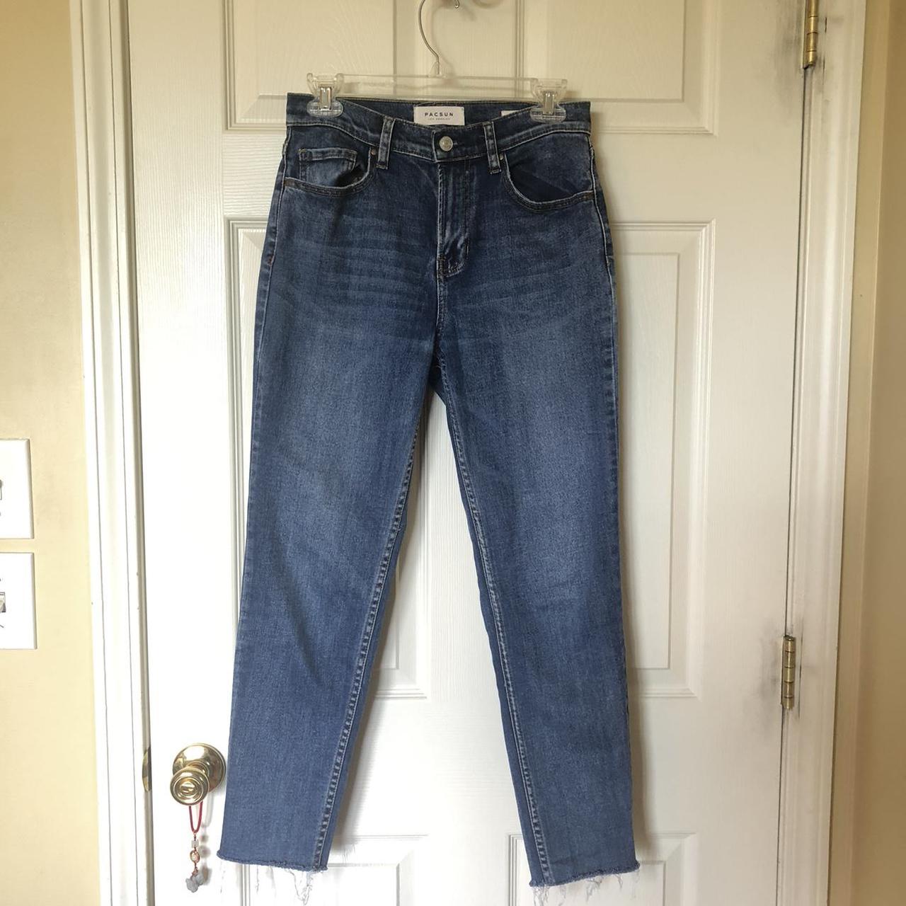 Pacsun vintage icon jeans -size 26 -has a zipper and... - Depop