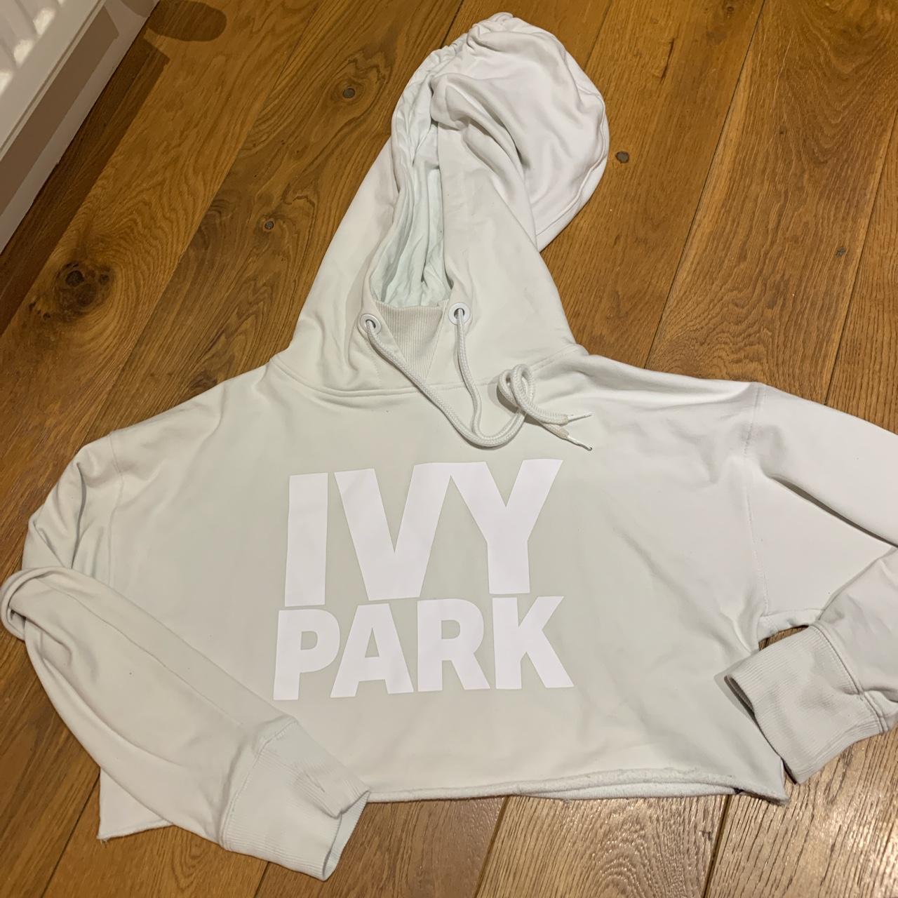 Ivy park mint green cropped Only worn Depop