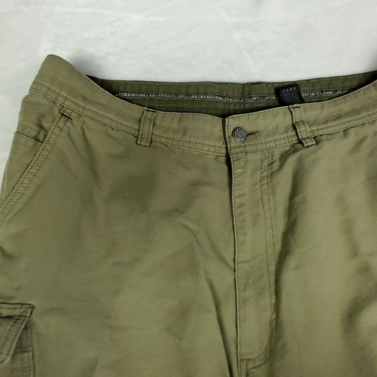 Men's Green Shorts | Depop