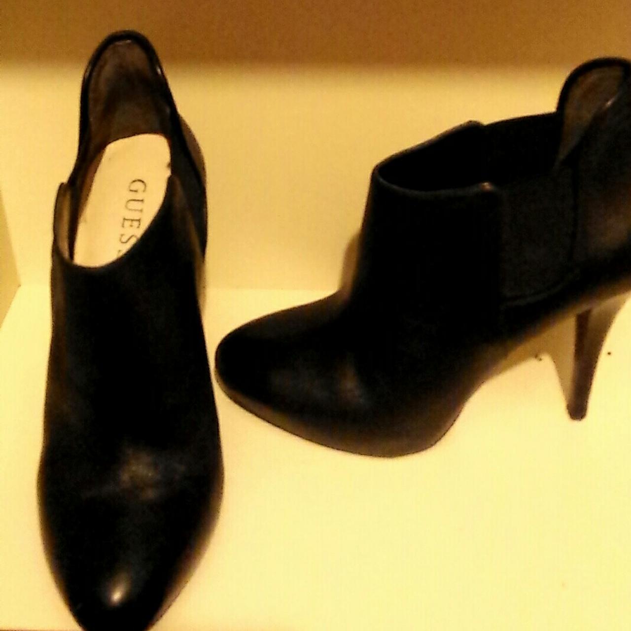 guess black ankle boots