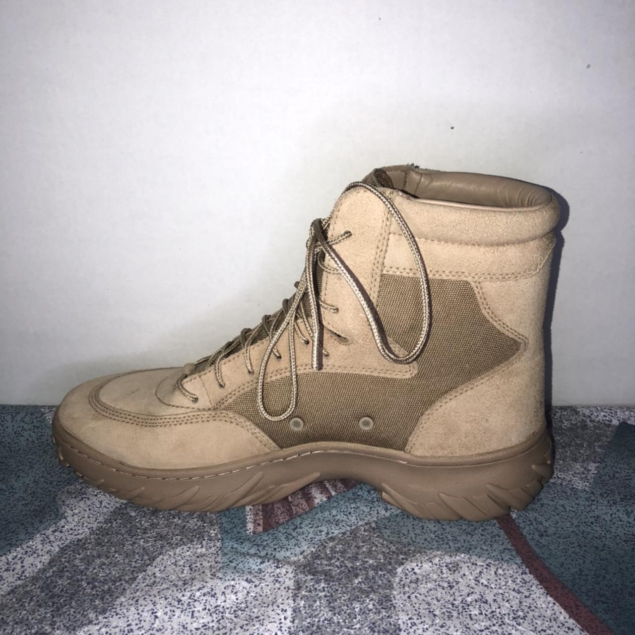 Oakley desert best sale tan boots