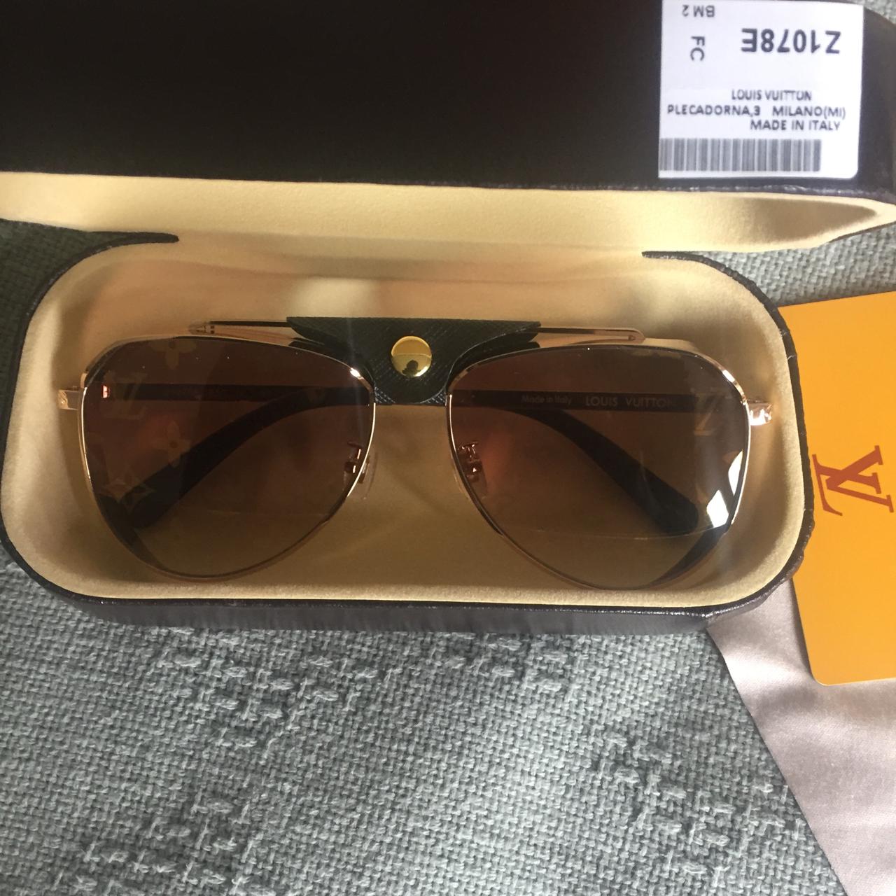 Oversized sunglasses Louis Vuitton Brown in Other - 30922147