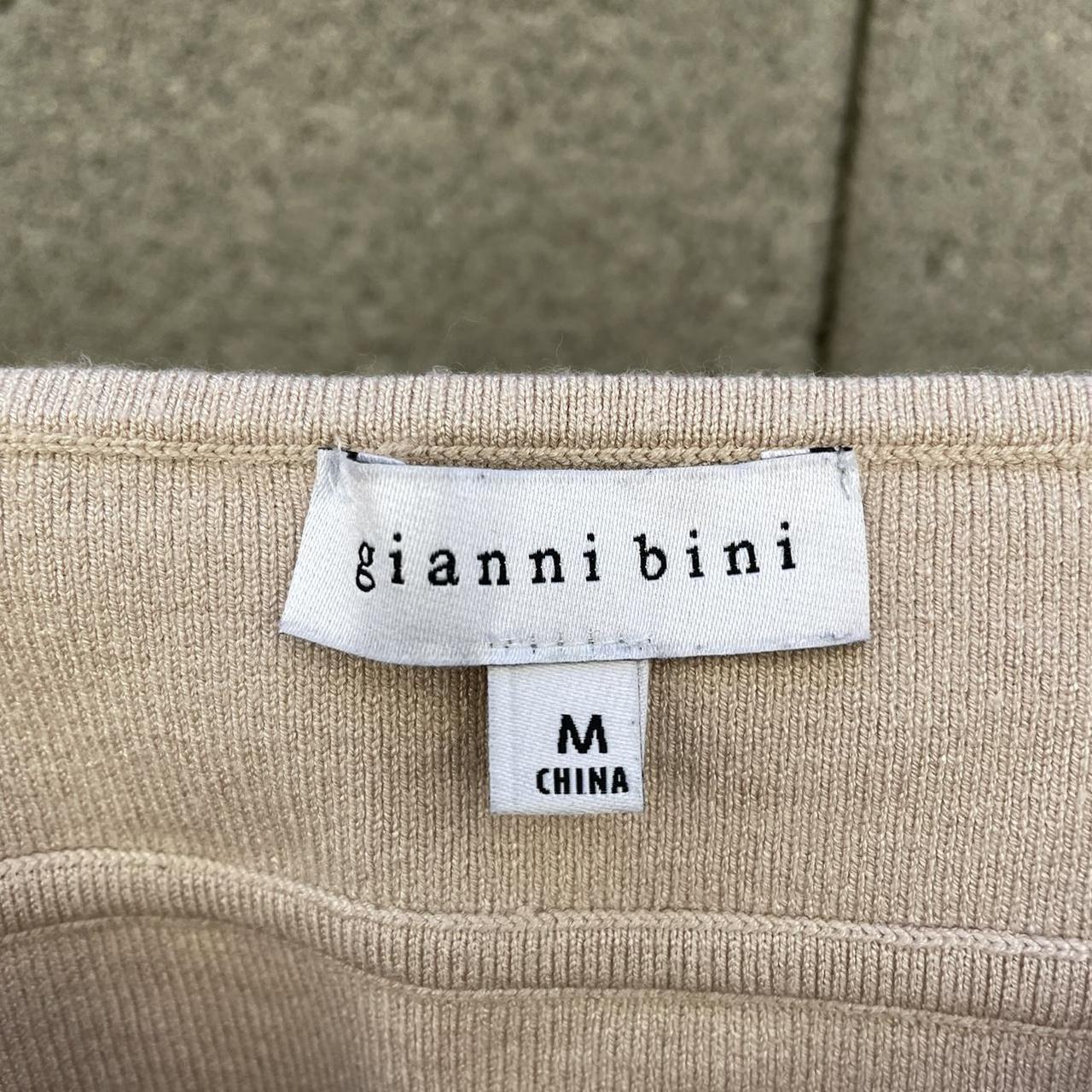 Giani Bernini Women's Cream and Tan Crop-top | Depop