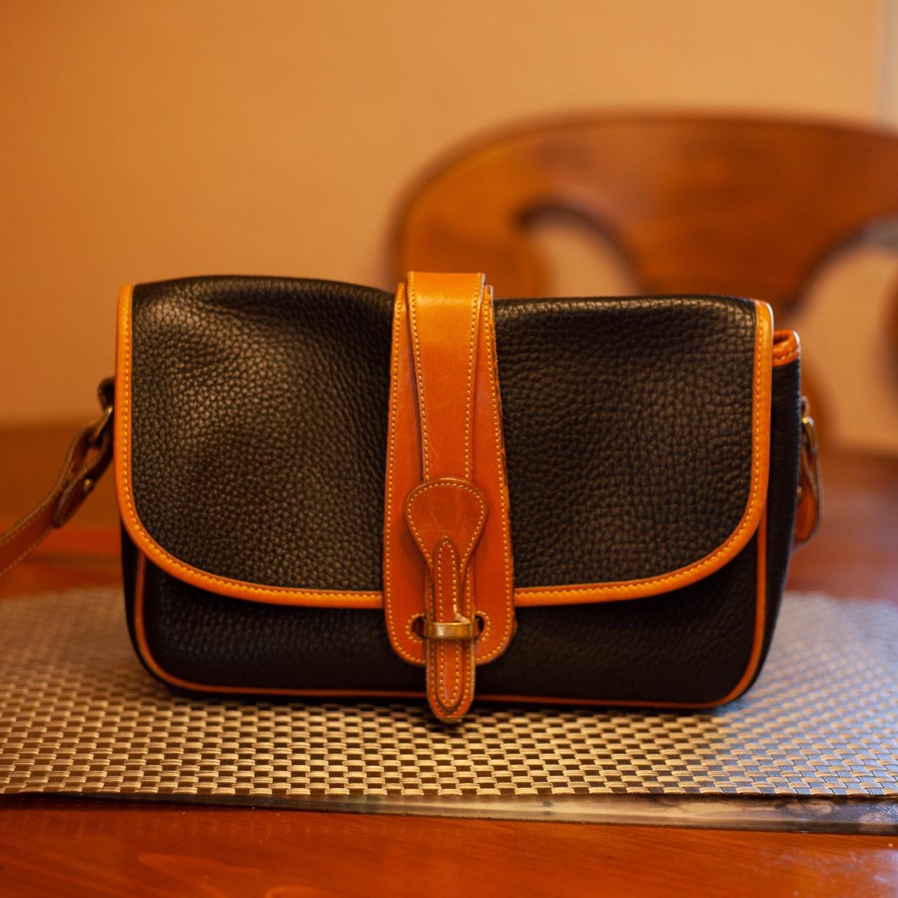 Dooney and discount bourke saddle bag