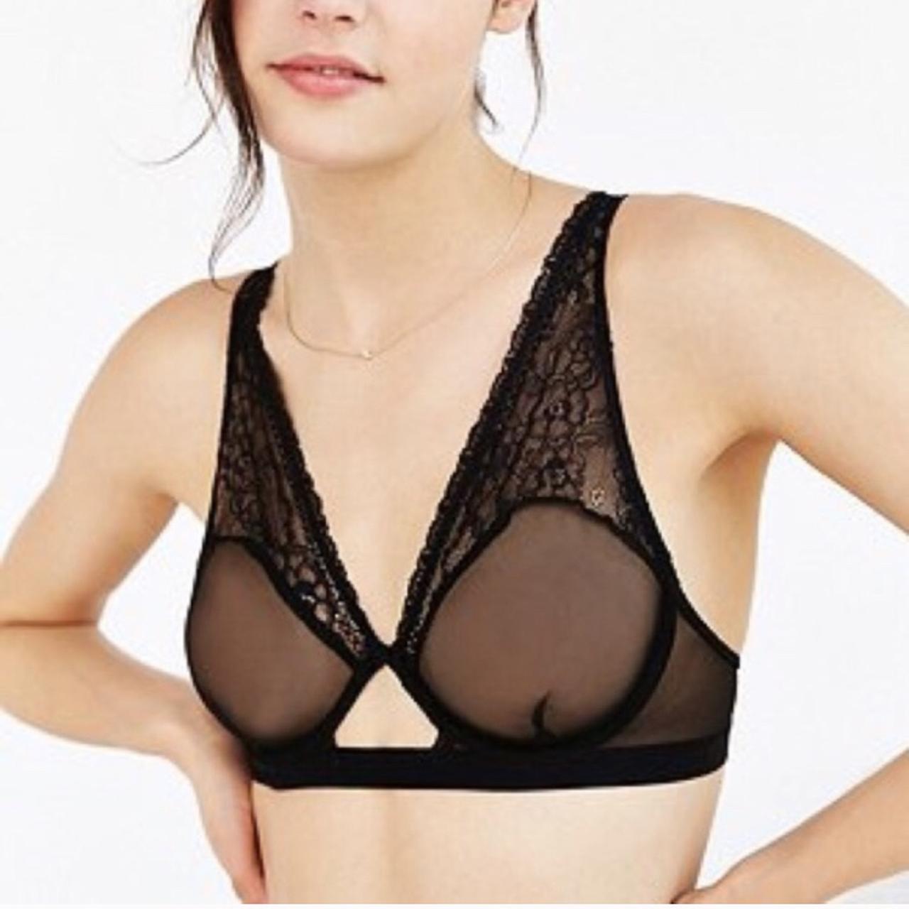 Mesh keyhole bra, perfect condition