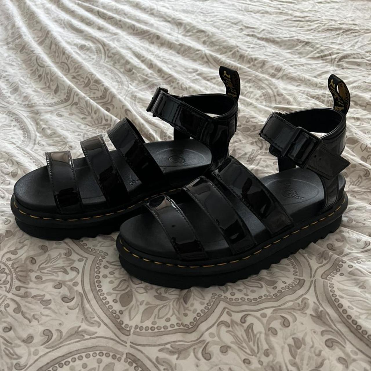 blaire sandals size 6