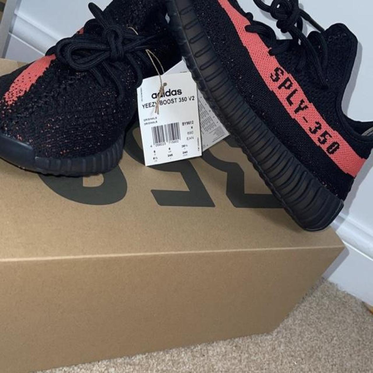 Yeezys in deals size 6