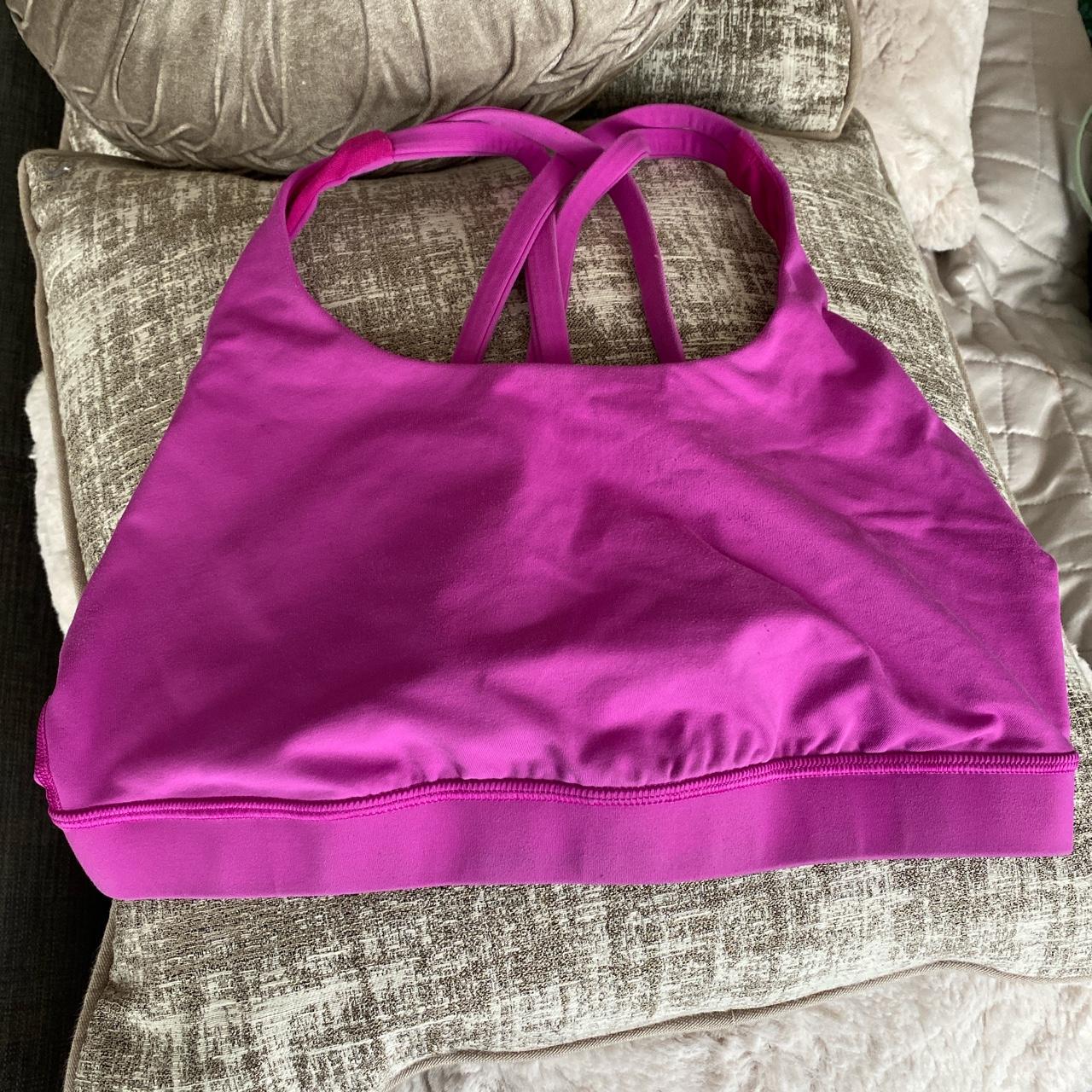 💕💕Size 10/12 lululemon pink bra! I prefer high neck... - Depop