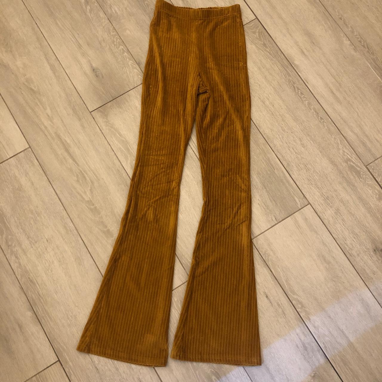 🎀MOVING SALE SEND OFFERS🎀 brown/rust retro flare - Depop