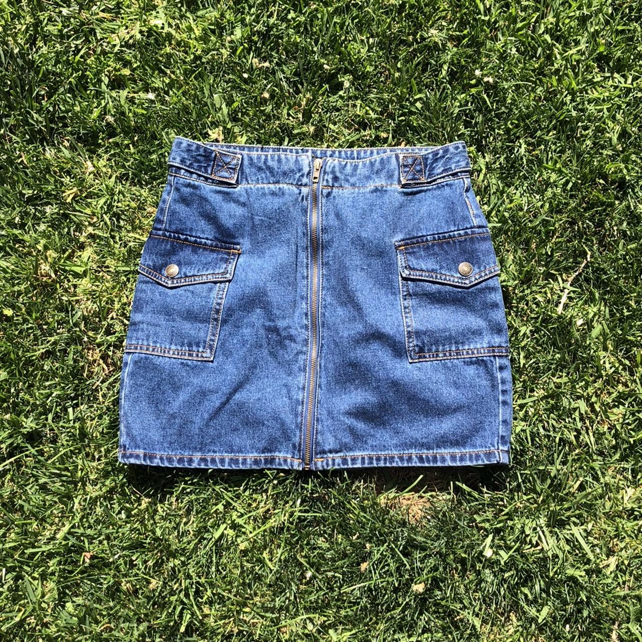 Y2K Cargo Mini Skirt Cutest cargo mini skirt. Y2K... Depop