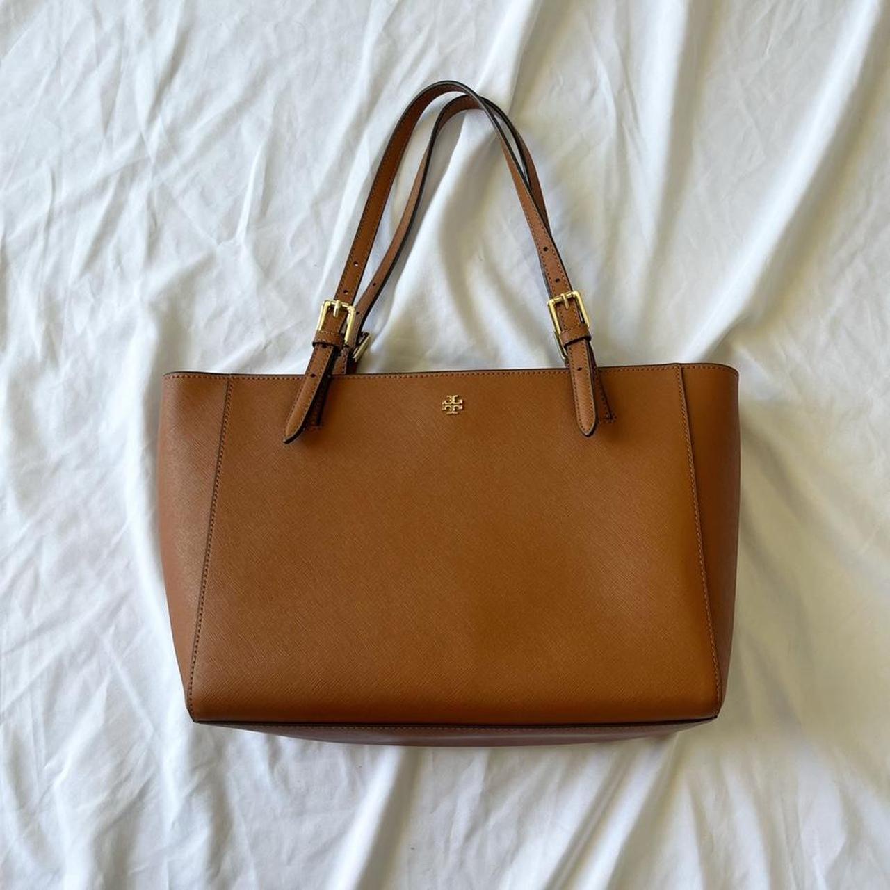 Tory Burch robinson satchel tote with top handle and - Depop